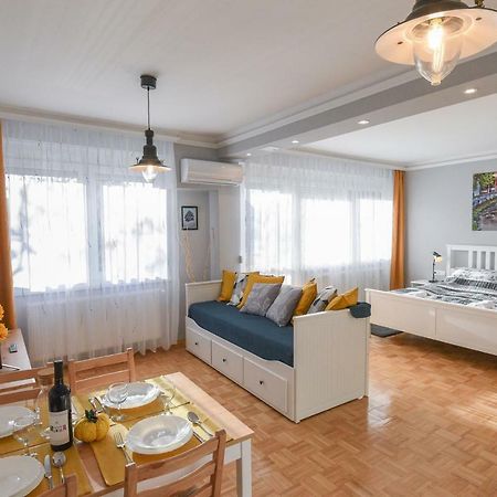 Vitalis Apartman إغير المظهر الخارجي الصورة