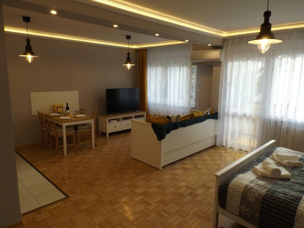 Vitalis Apartman إغير المظهر الخارجي الصورة