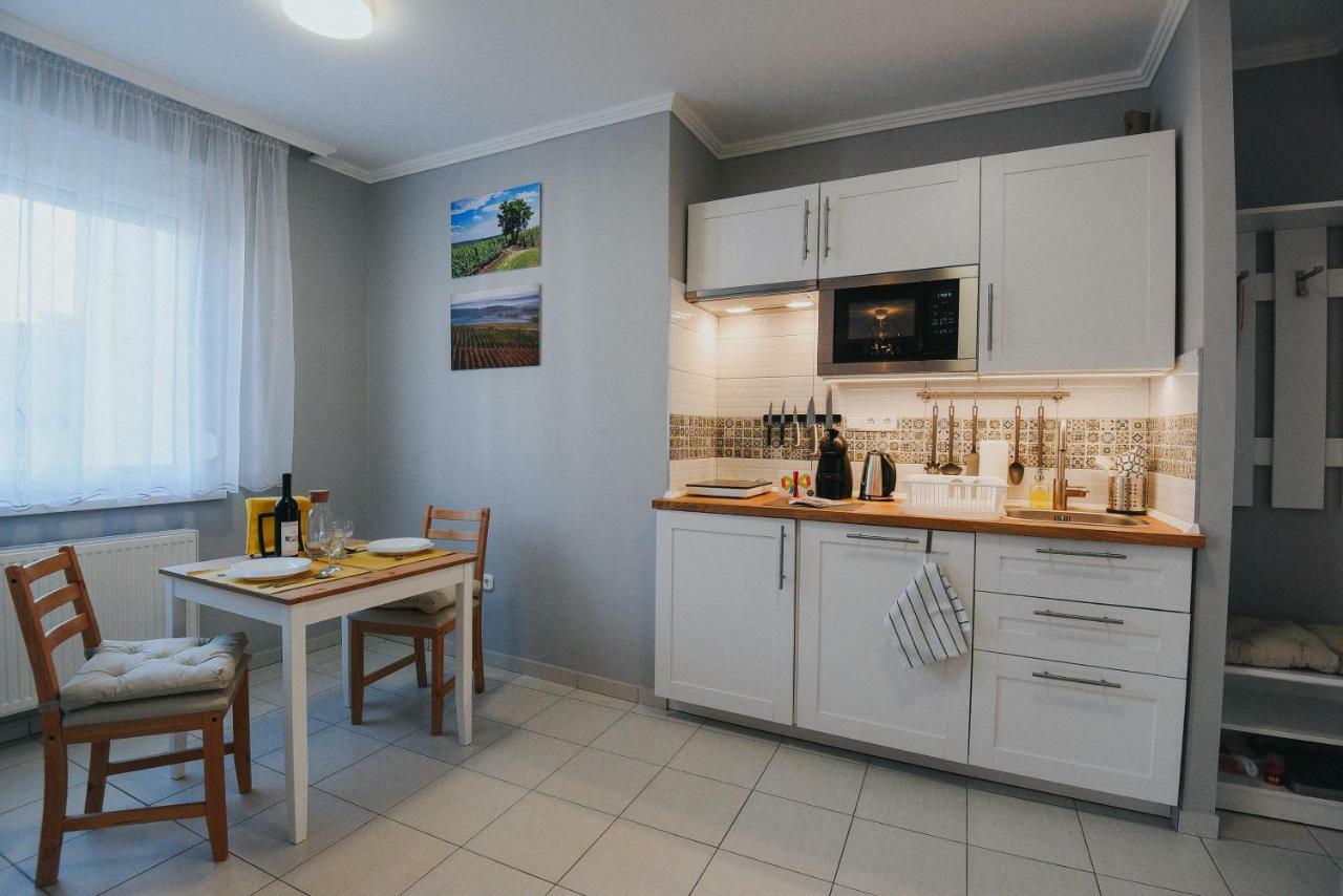 Vitalis Apartman إغير المظهر الخارجي الصورة