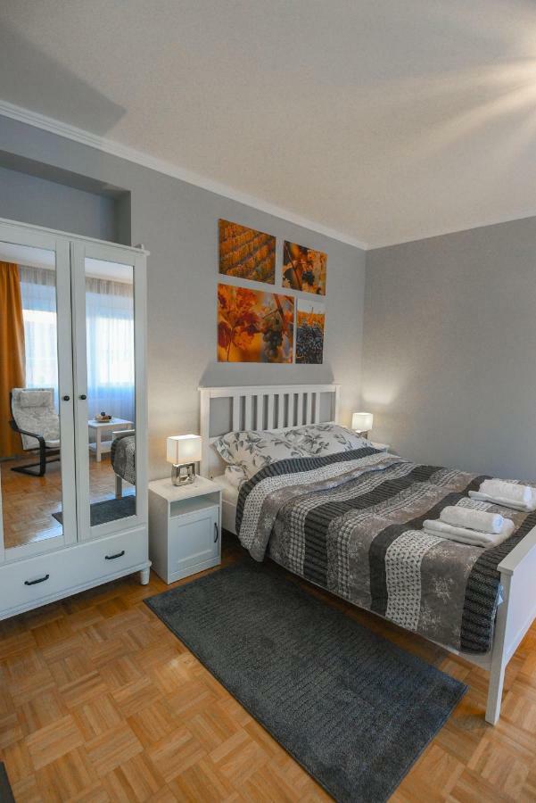 Vitalis Apartman إغير المظهر الخارجي الصورة