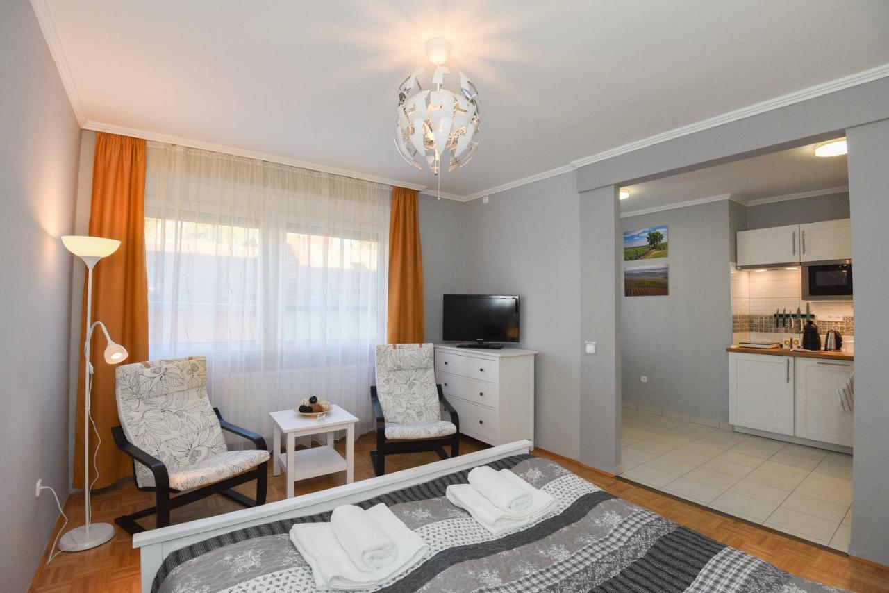 Vitalis Apartman إغير المظهر الخارجي الصورة