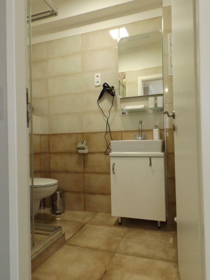 Vitalis Apartman إغير المظهر الخارجي الصورة